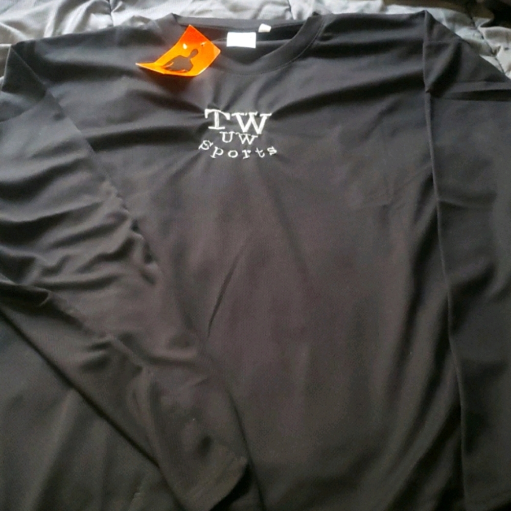 Long sleeve T shirt